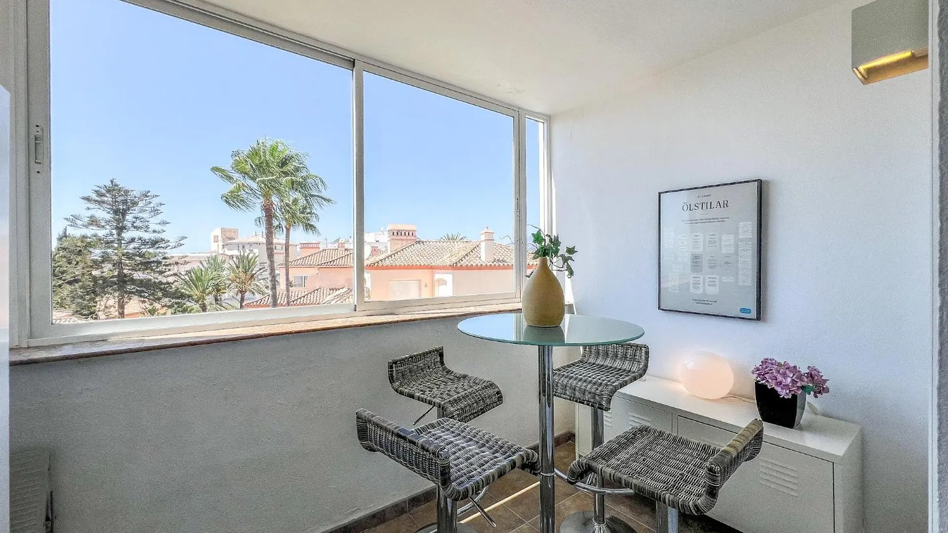 Apartment Hanami Puerto De Estepona Spain